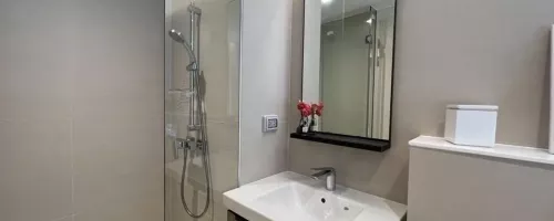 2 bedroom