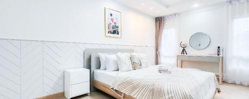 2 Bedroom